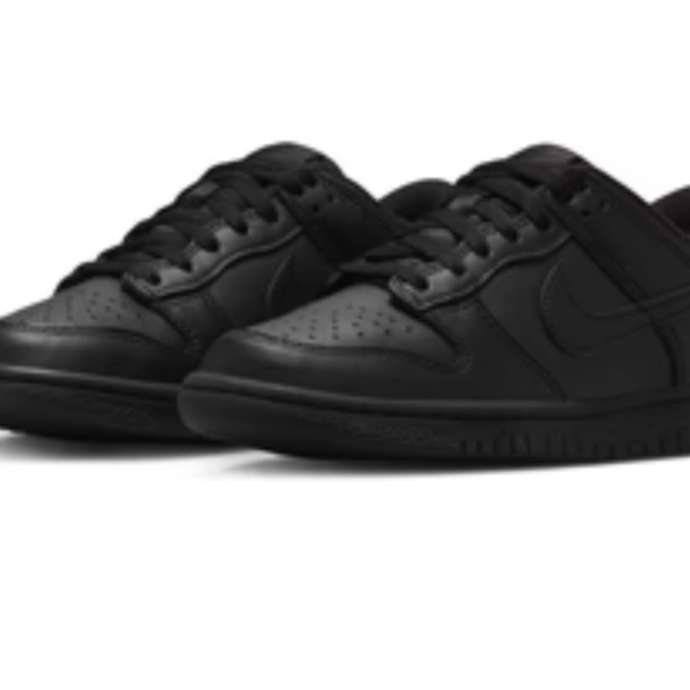 Nike Men's All-Black Sneakers
